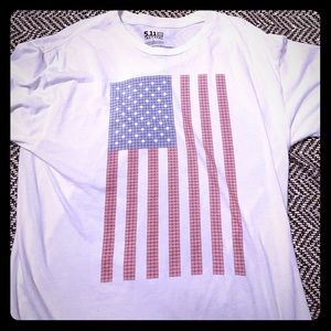 MENS large 5.11 Tactical Tee Shirt